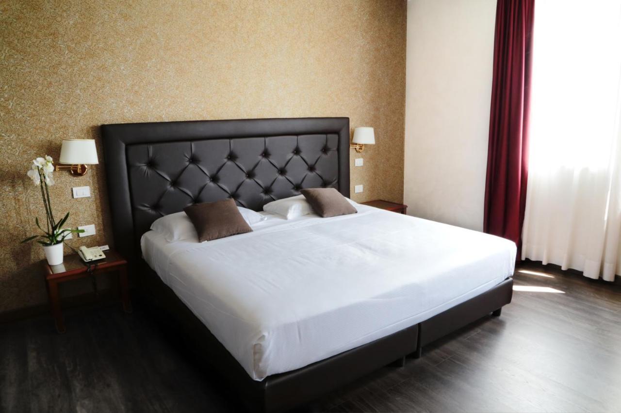 Best Western Park Hotel Continental Сан-Дона-ді-П'яве Екстер'єр фото