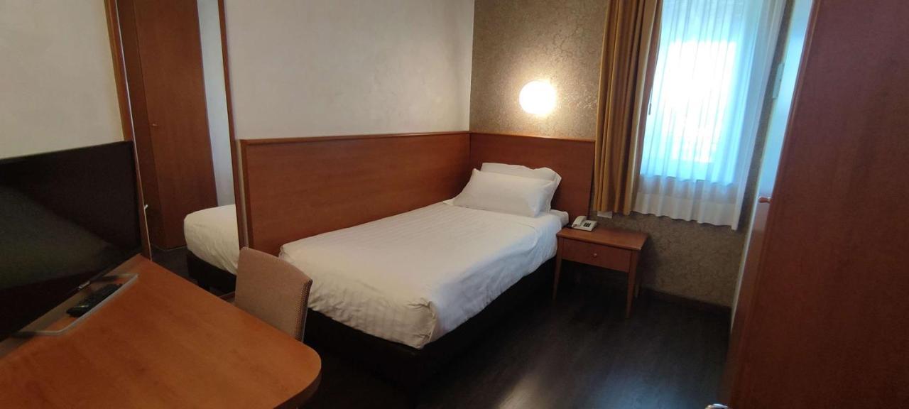 Best Western Park Hotel Continental Сан-Дона-ді-П'яве Екстер'єр фото