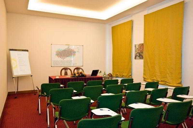 Best Western Park Hotel Continental Сан-Дона-ді-П'яве Бізнес фото